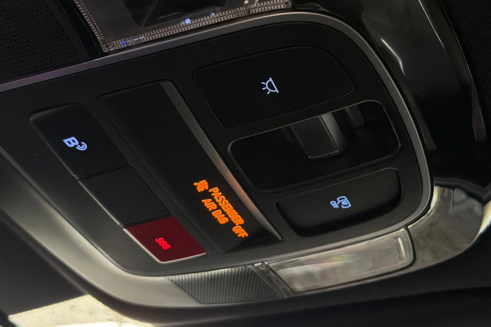 Certified 2025 Hyundai Santa Cruz Limited image 24