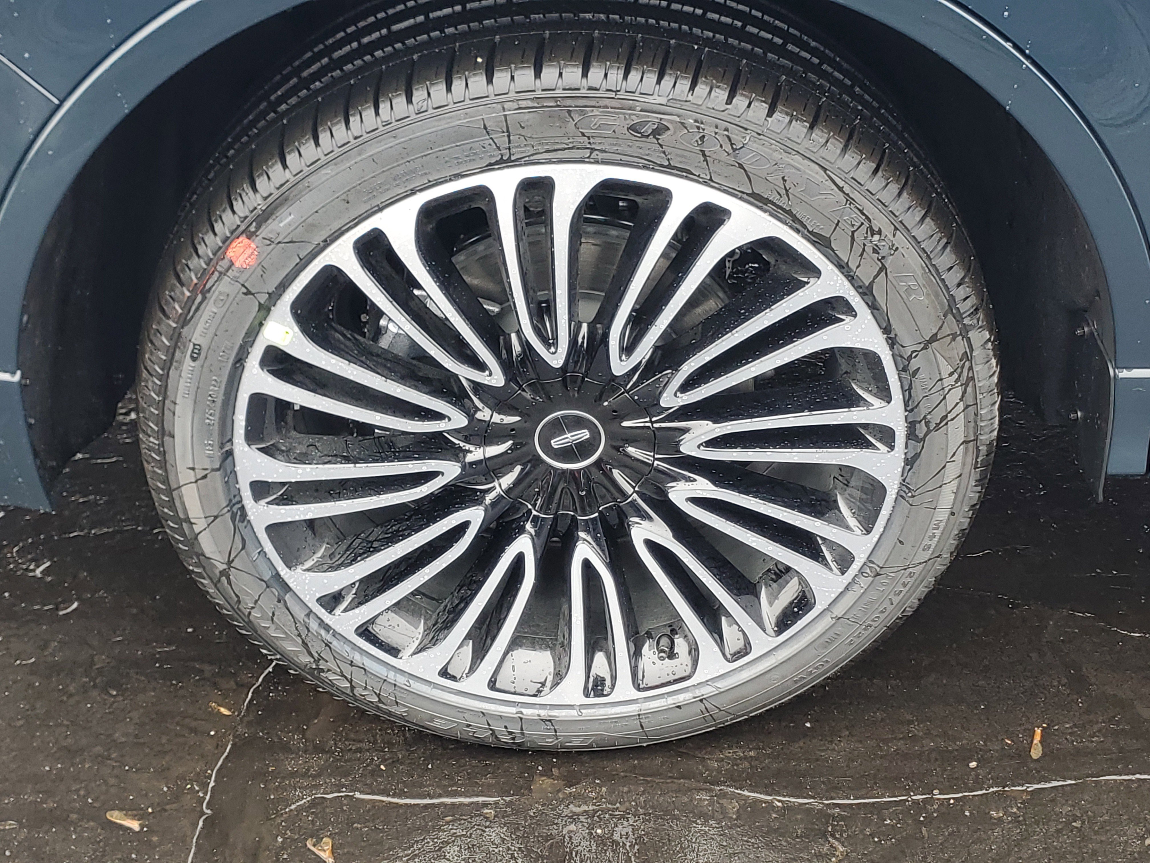 New 2026 Lincoln Aviator Black Label image 5