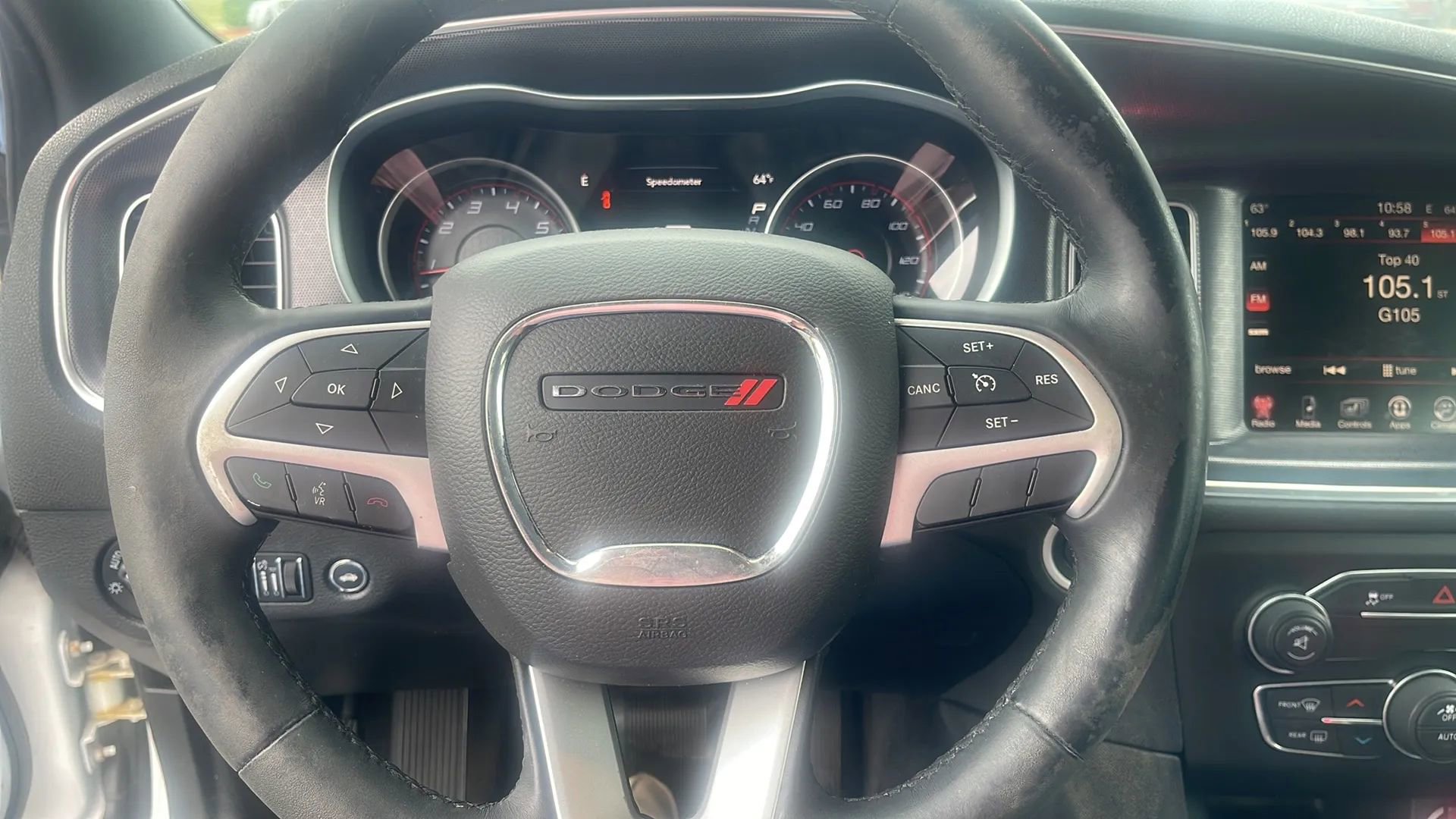 Used 2015 Dodge Charger SXT RWD image 14