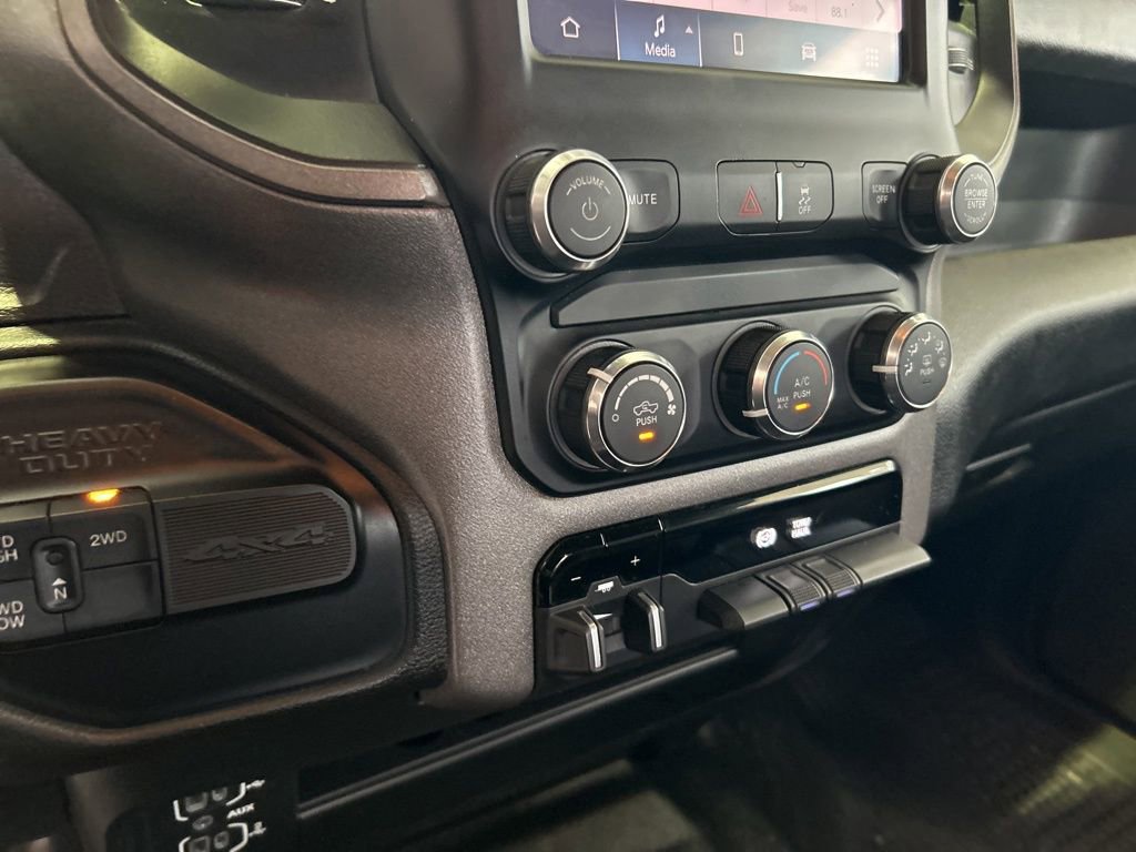 Used 2022 RAM 3500 Tradesman w/ Chrome Appearance Group image 6