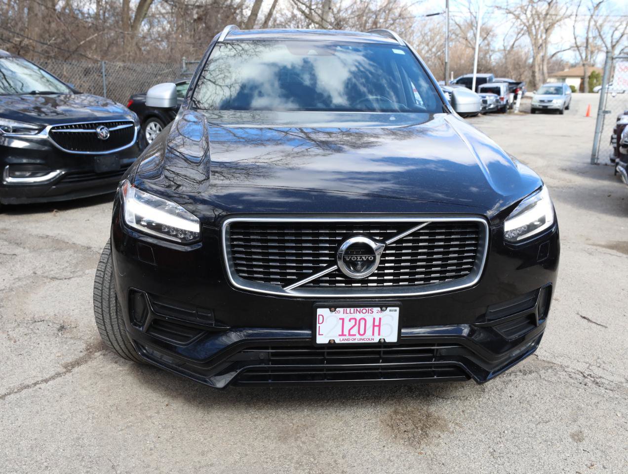Used 2017 Volvo XC90 T6 R-Design w/ Vision Package AWD/4WD image 3
