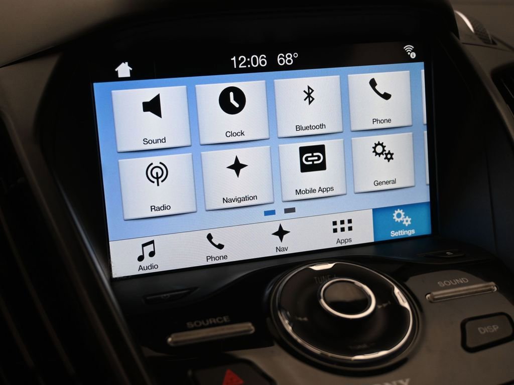 Certified 2017 Ford Escape Titanium w/ Equipment Group 301A image 15