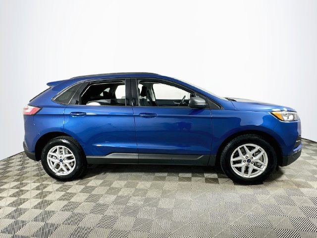 Used 2022 Ford Edge SE AWD/4WD image 2