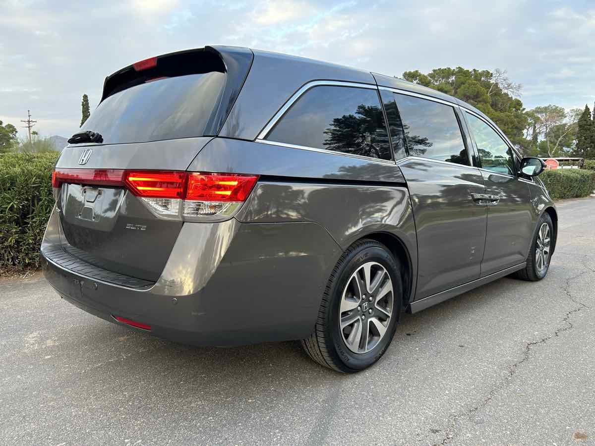 Used 2015 Honda Odyssey Touring image 6
