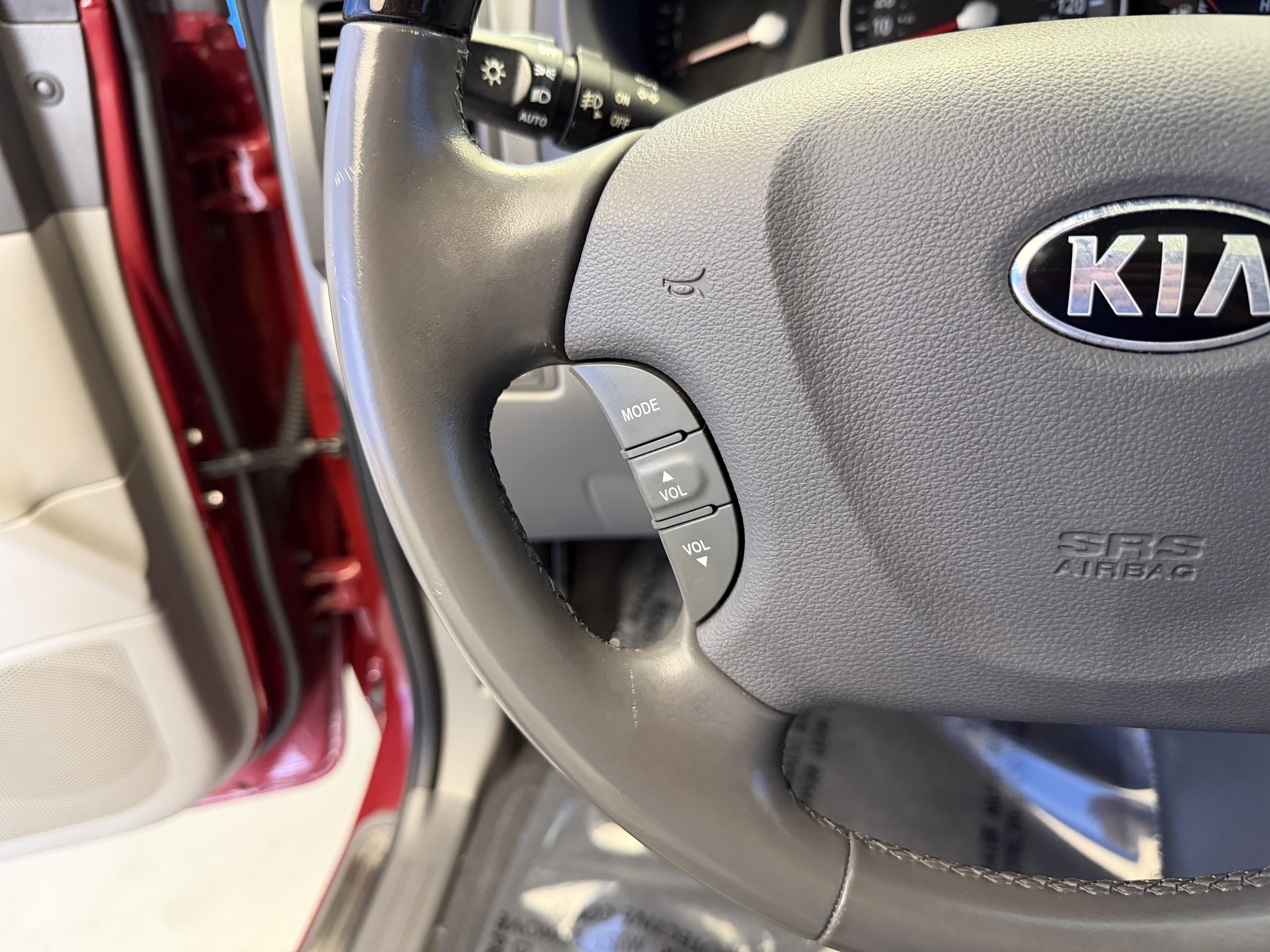 Used 2014 Kia Sedona EX w/ Navigation Package FWD image 14
