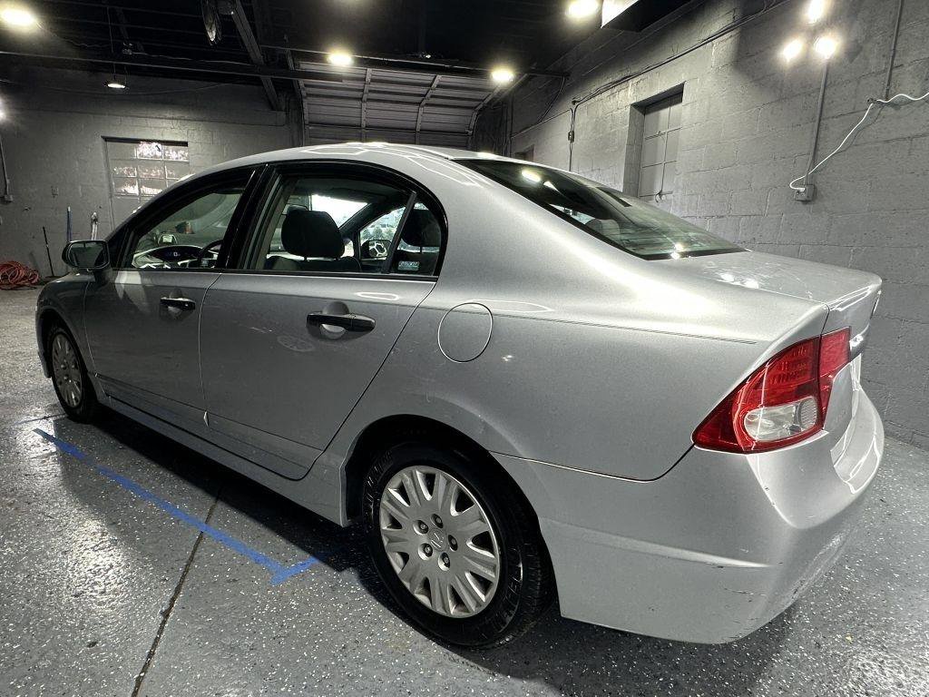 Used 2009 Honda Civic DX-VP image 3