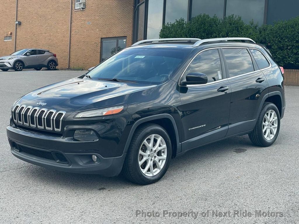 Used 2014 Jeep Cherokee Latitude FWD image 3