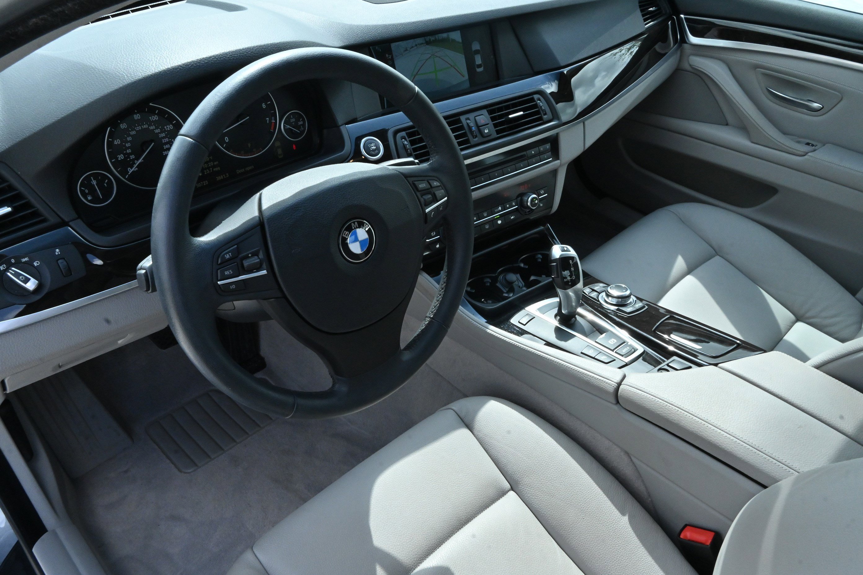 Used 2011 BMW 535i Sedan RWD image 16
