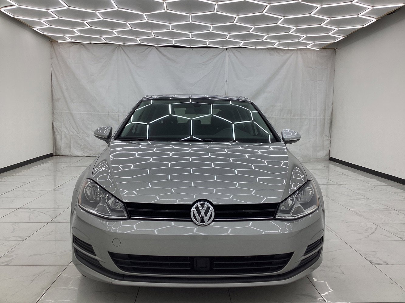 Used 2017 Volkswagen Golf Wolfsburg Edition image 5