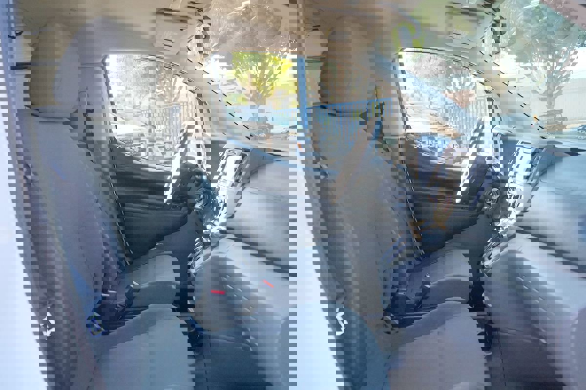 Used 2021 Nissan NV200 SV w/ Back Door Glass Package image 22