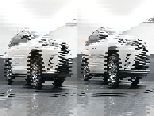 Used 2017 Toyota Highlander Limited image 39