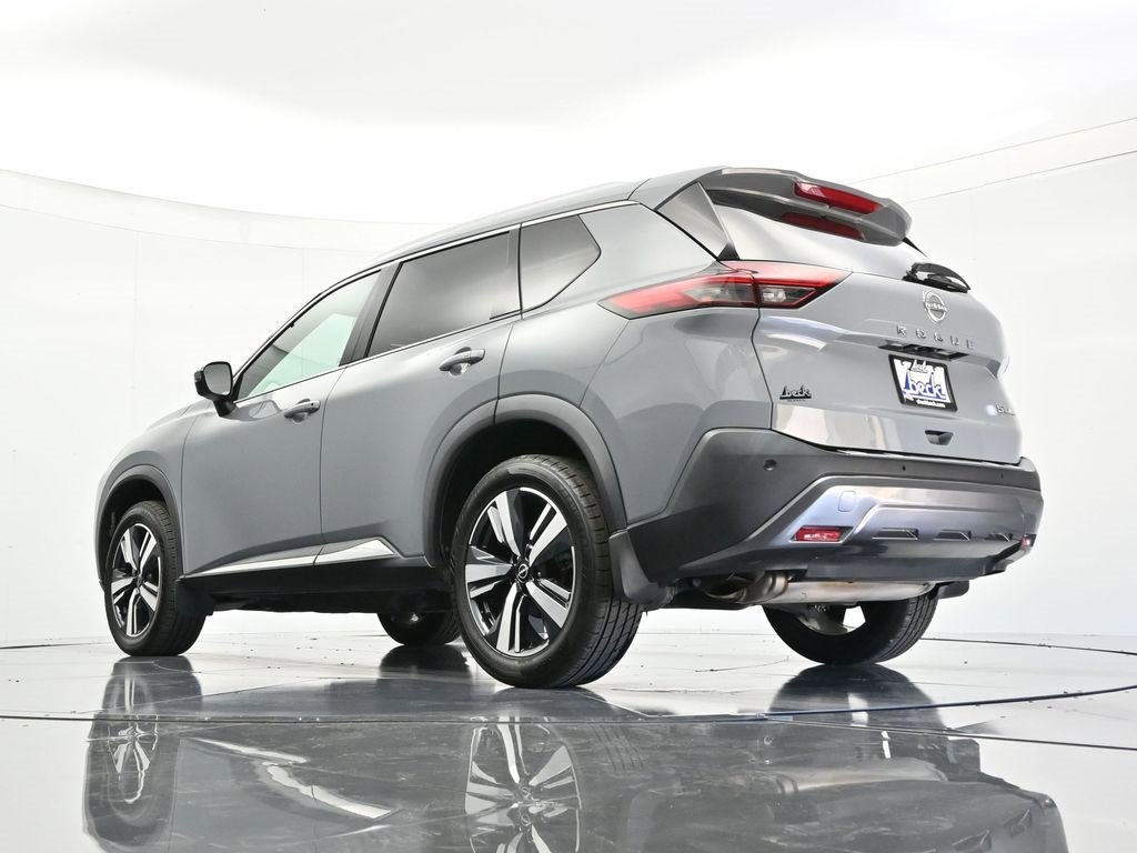 Used 2022 Nissan Rogue SL image 45