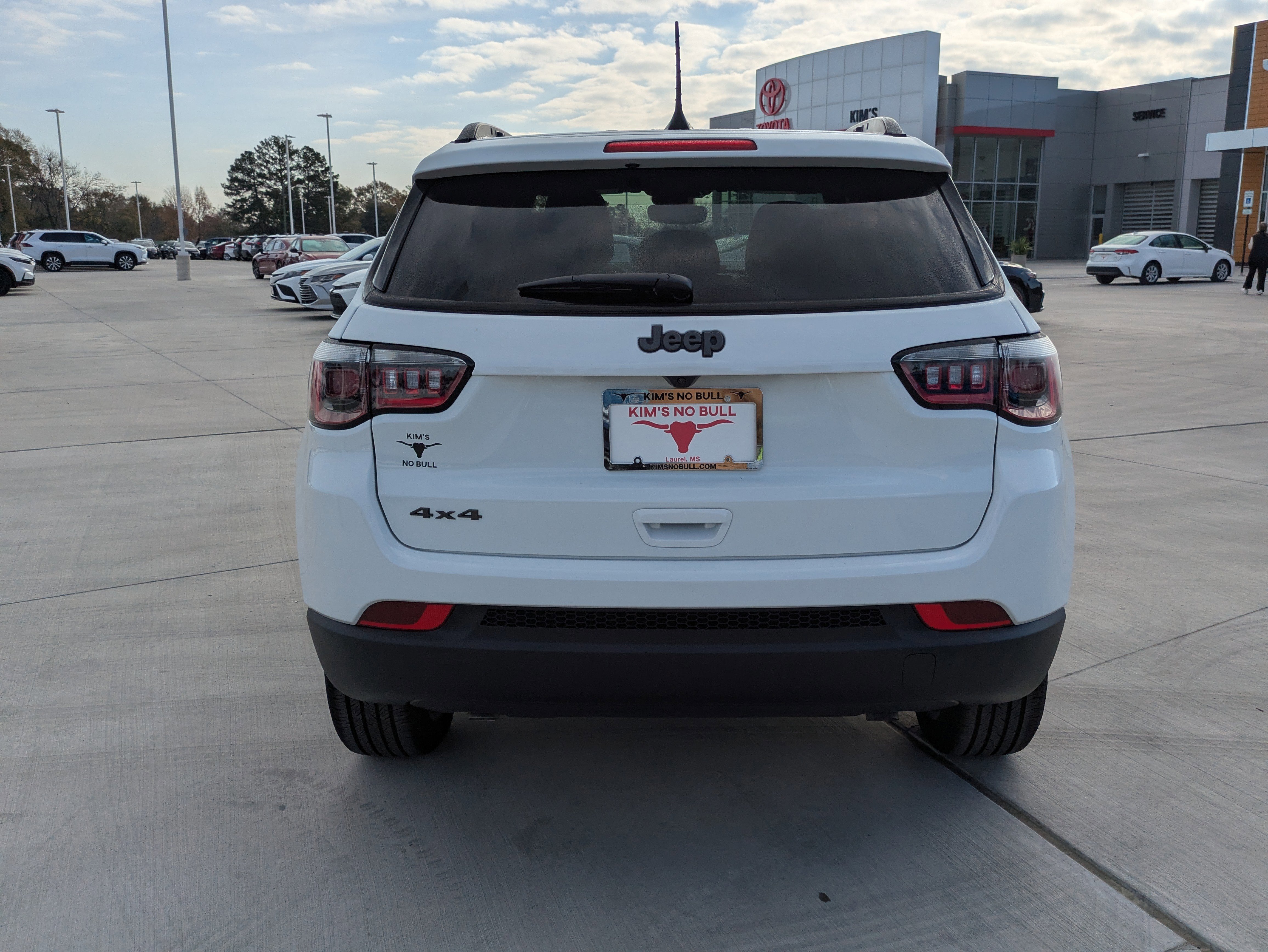 New 2026 Jeep Compass Latitude image 6