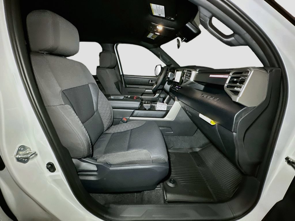 New 2026 Toyota Tundra SR5 w/ TRD Off-Road Package AWD/4WD image 31