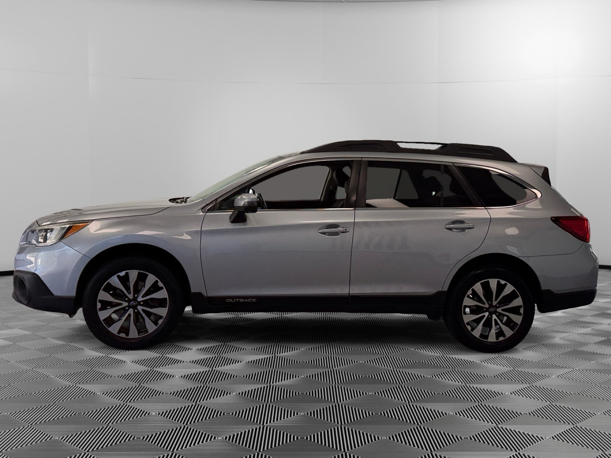 Used 2017 Subaru Outback 3.6R Limited AWD/4WD image 5