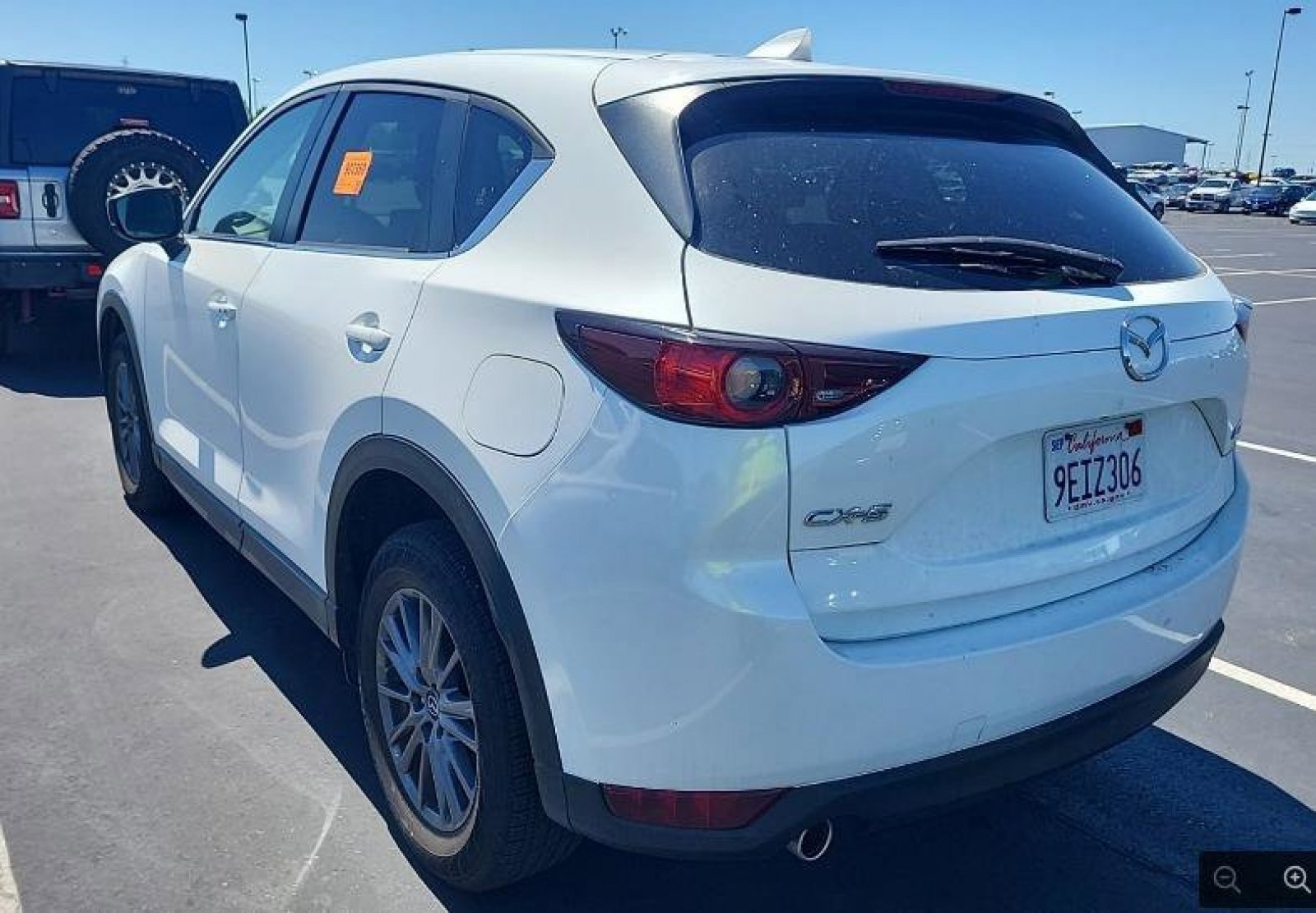 Used 2019 MAZDA CX-5 Touring FWD image 2