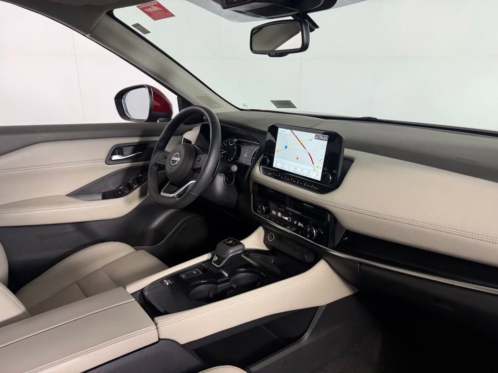 Used 2023 Nissan Rogue SL w/ SL Premium Package FWD image 31