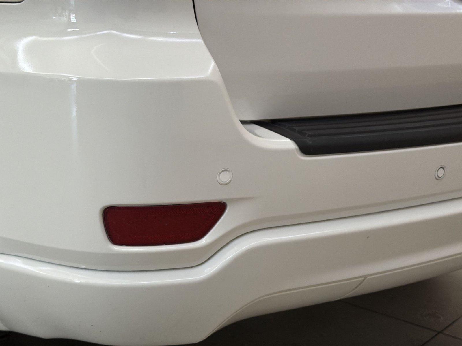 Used 2020 Jeep Grand Cherokee Altitude RWD image 41
