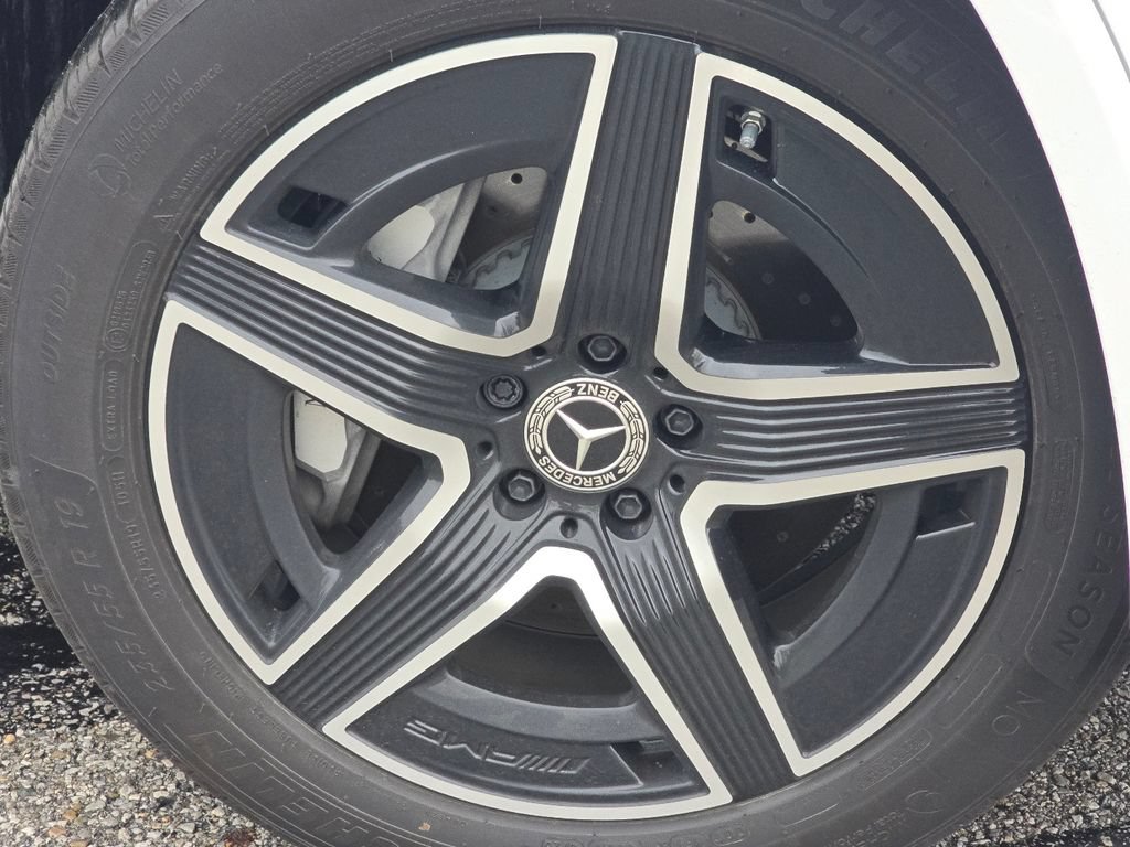 Certified 2026 Mercedes-Benz GLC 300 4MATIC image 11