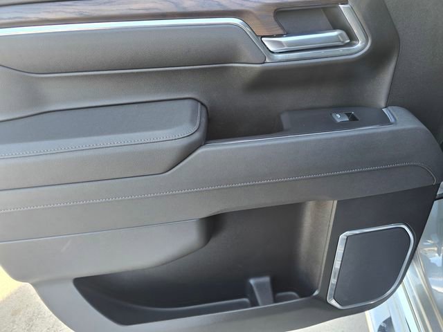 Used 2025 GMC Sierra 1500 SLT RWD image 14