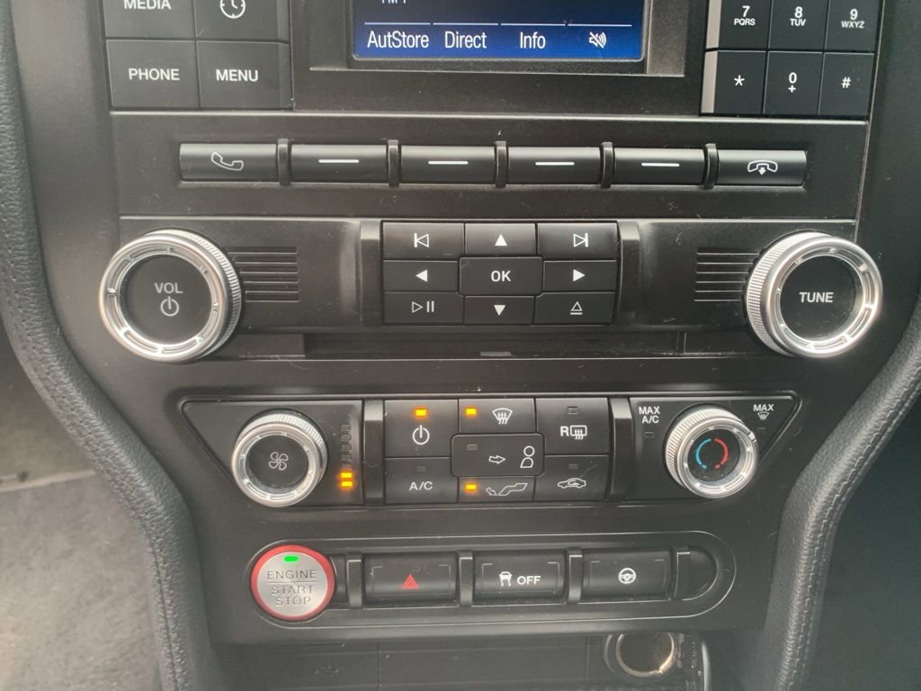 Used 2018 Ford Mustang Coupe RWD image 15