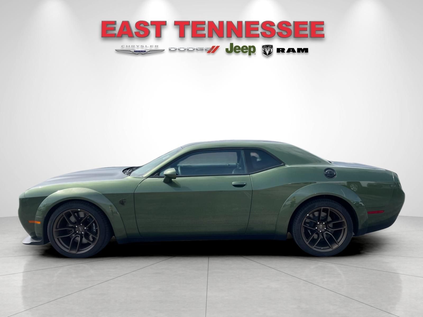 Used 2023 Dodge Challenger SRT Hellcat RWD image 6