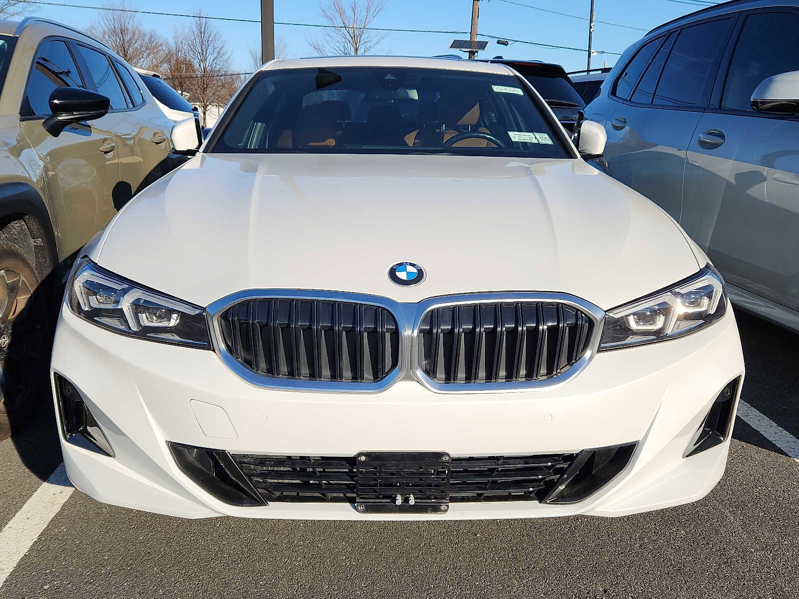 Certified 2023 BMW 330i xDrive Sedan w/ Driving Assistance Package image 2