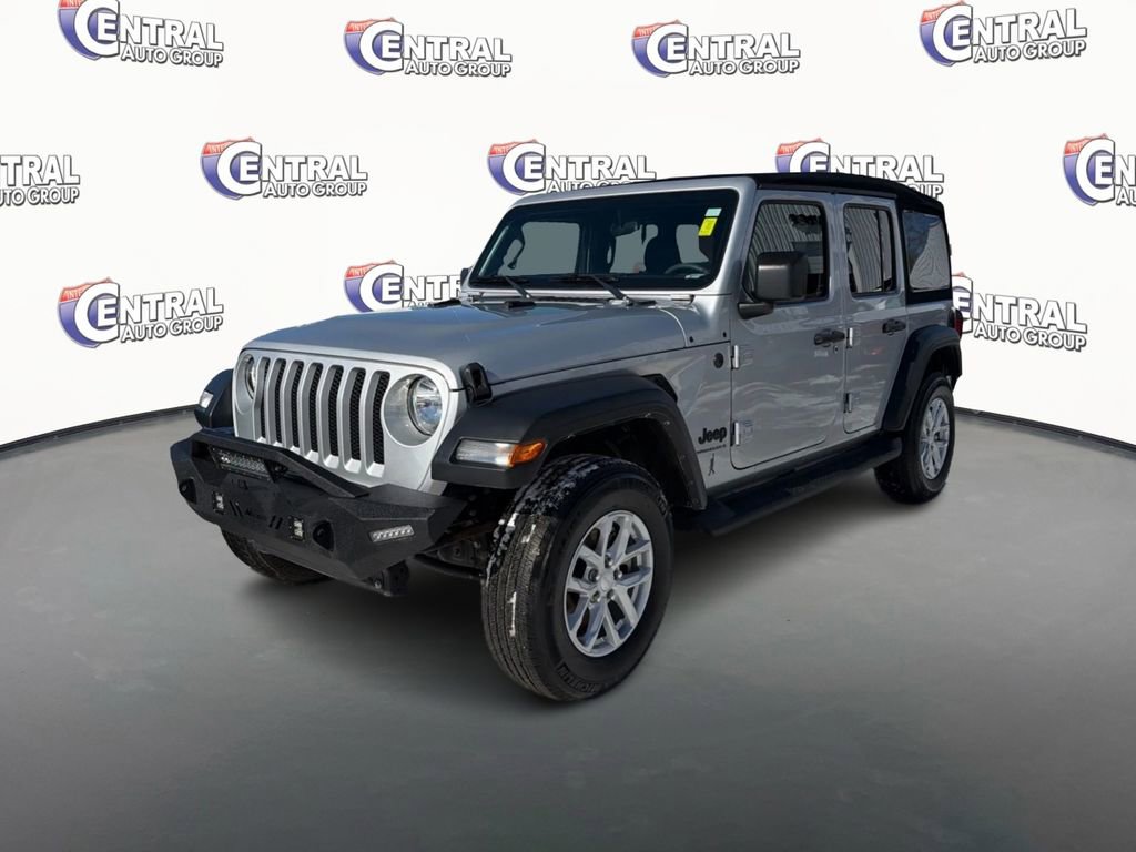 Used 2023 Jeep Wrangler Sport S image 1