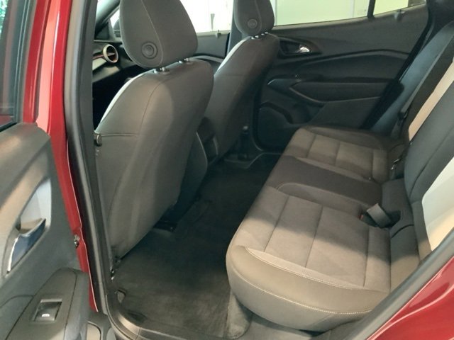 Used 2024 Chevrolet Trax RS image 12