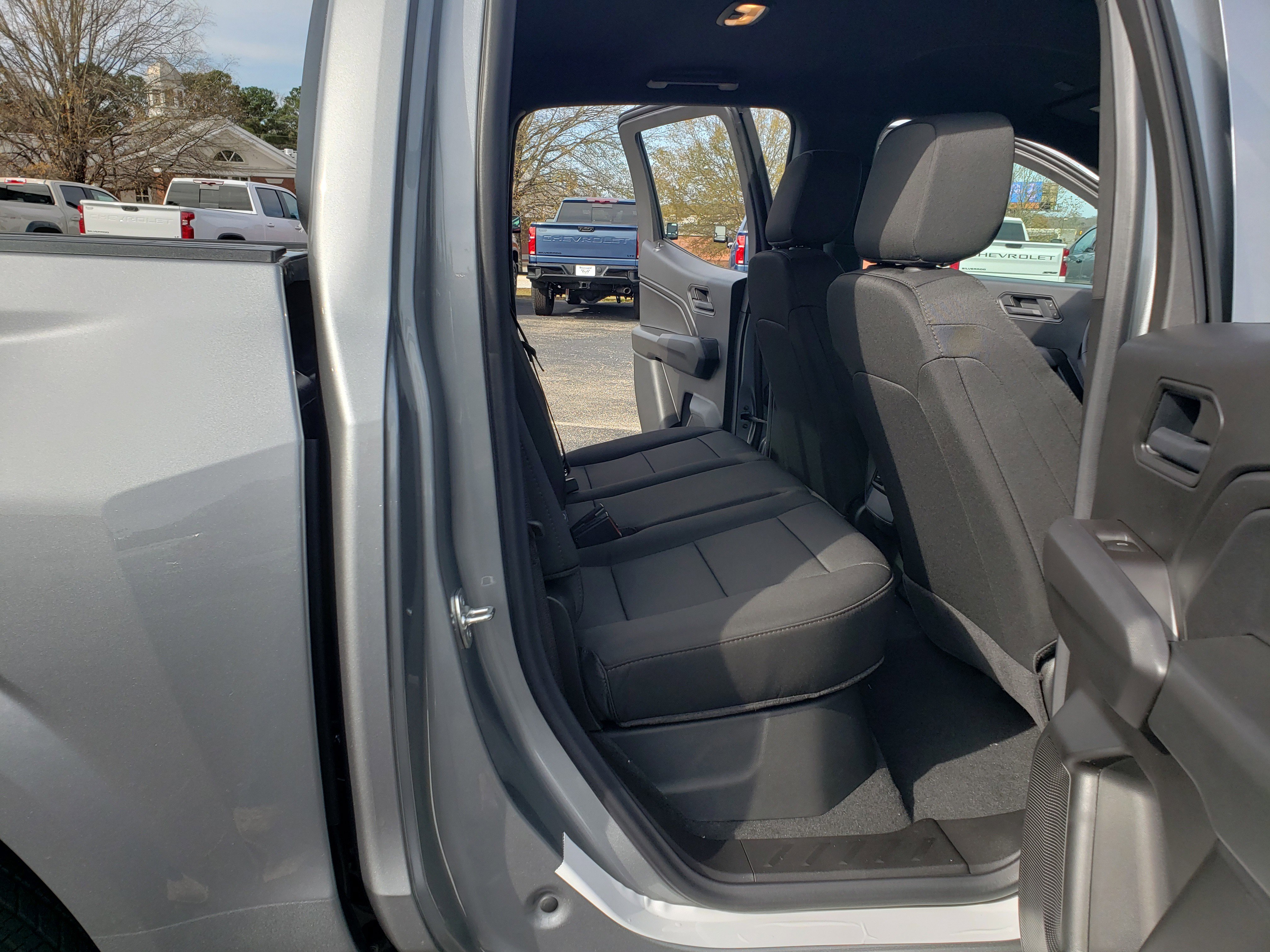 New 2026 Chevrolet Colorado W/T image 28