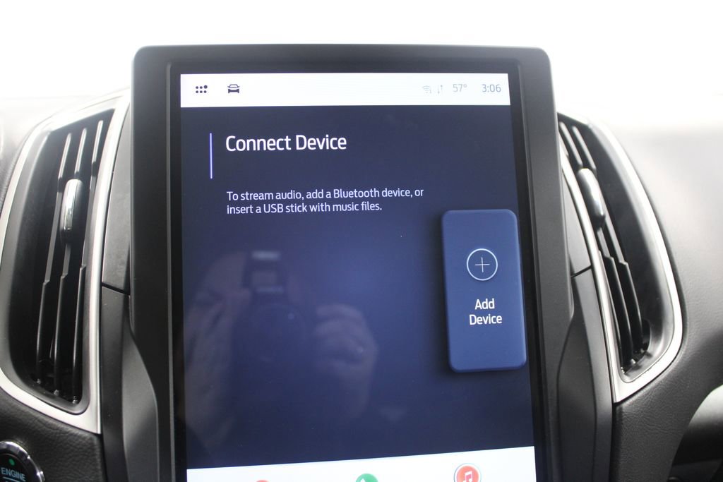 Used 2024 Ford Edge SE image 42