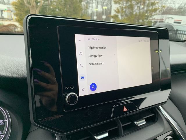 Used 2023 Toyota Venza LE image 21