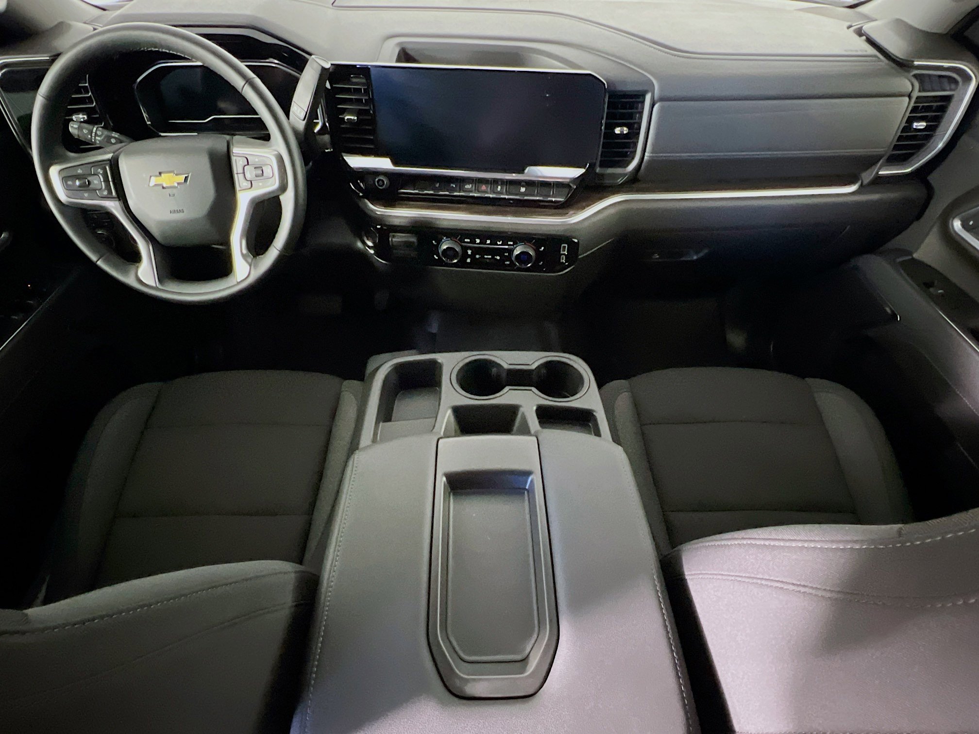 Used 2025 Chevrolet Silverado 2500 LT w/ Safety Package image 18