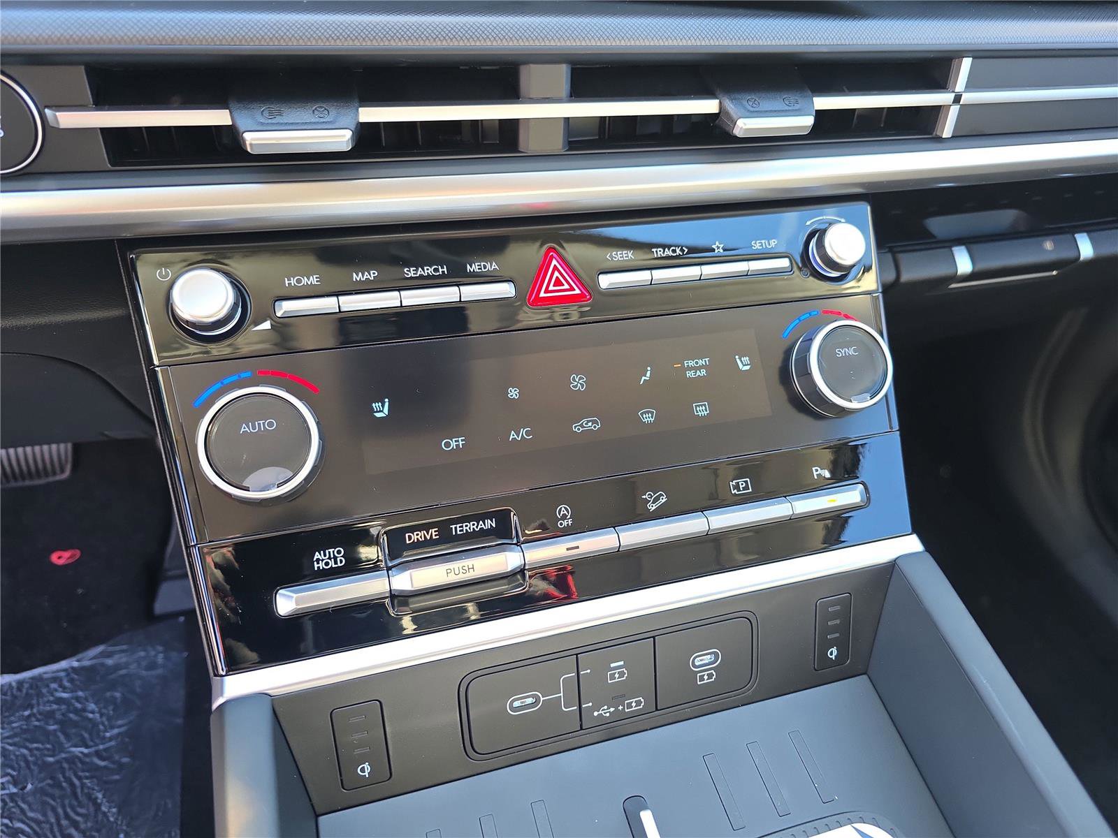 New 2026 Hyundai Santa Fe XRT image 16