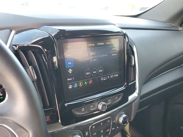 Used 2023 Chevrolet Traverse RS image 27