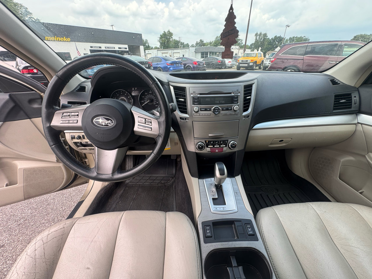 Used 2010 Subaru Outback 2.5i Premium image 13