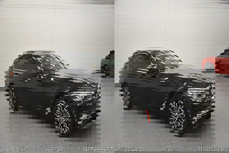 Used 2018 BMW 530e image 8