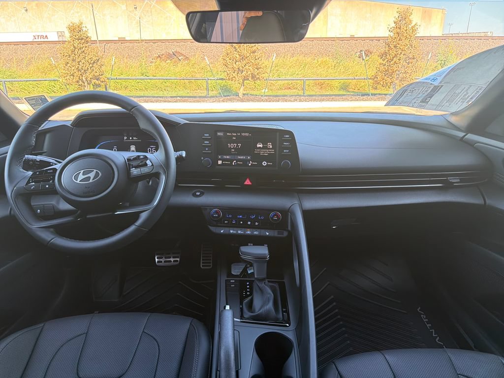New 2026 Hyundai Elantra SEL Sport FWD image 20
