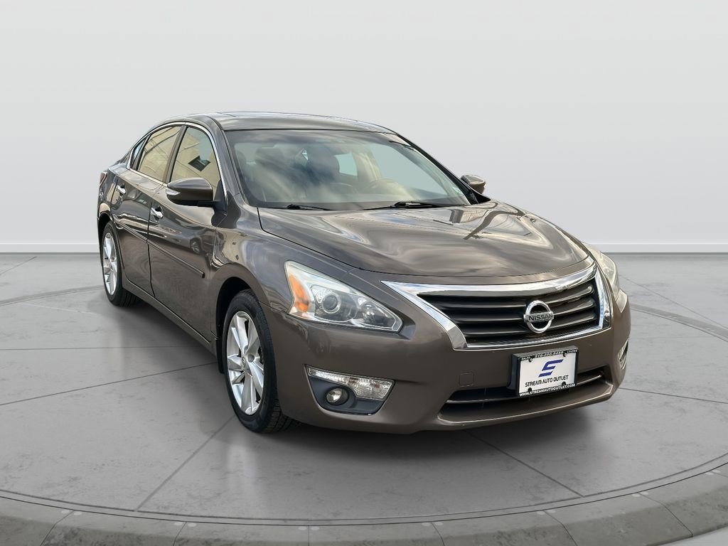 Used 2013 Nissan Altima 2.5 SL w/ Technology Pkg