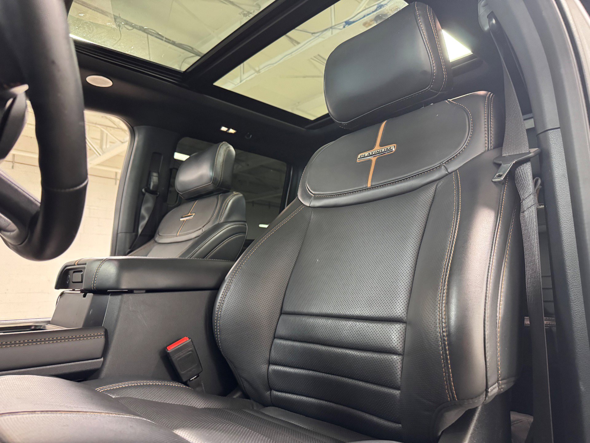 Used 2024 Ford F450 Platinum w/ Camper Package image 61