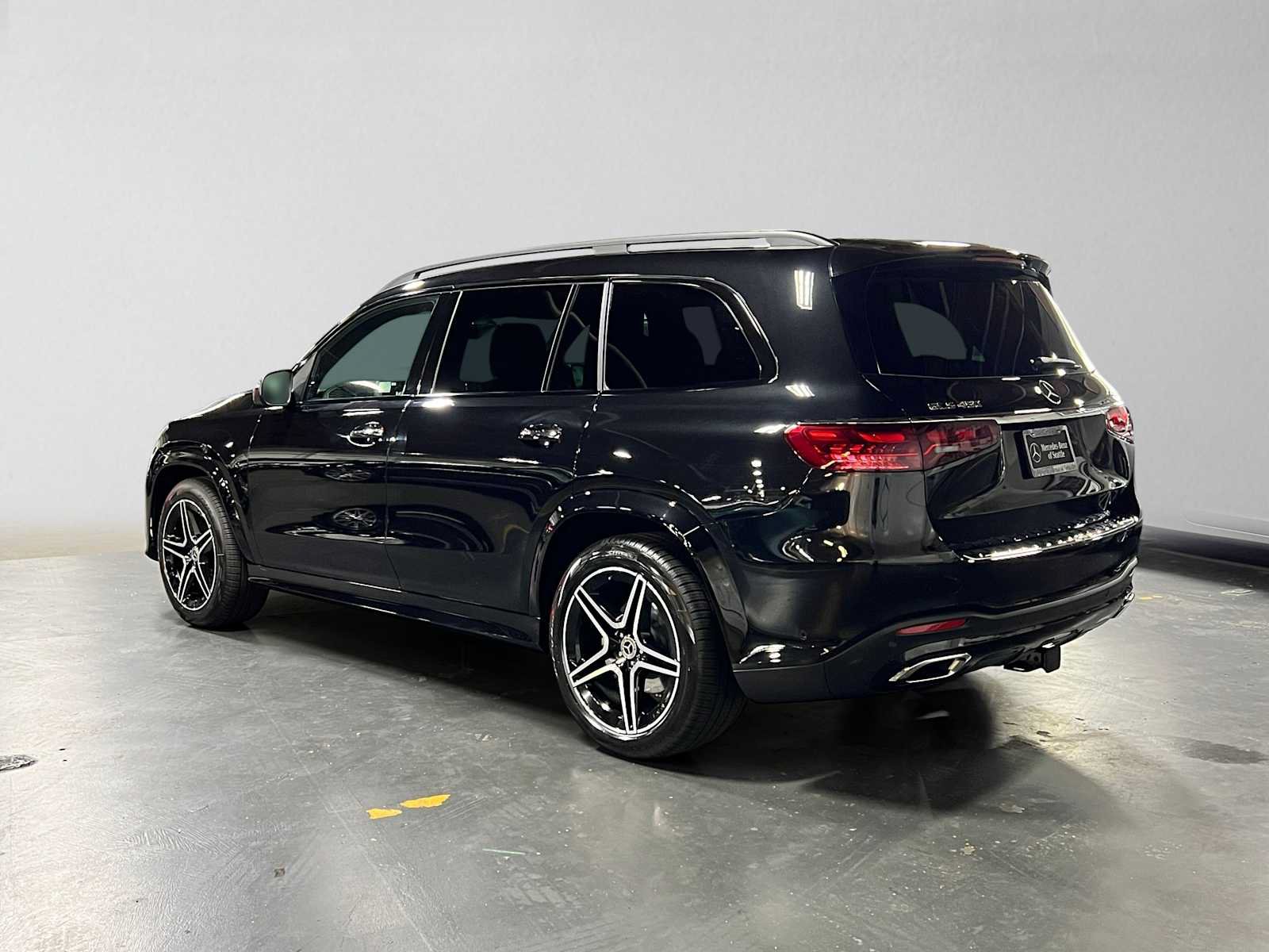 New 2026 Mercedes-Benz GLS 450 4MATIC image 5