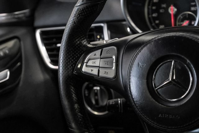 Used 2017 Mercedes-Benz GLS 550 4MATIC image 25