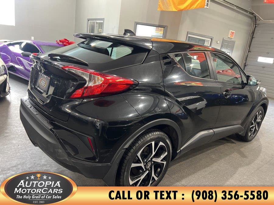 Used 2019 Toyota C-HR XLE FWD image 7