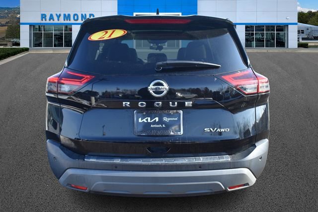 Used 2021 Nissan Rogue SV w/ Premium Package image 4