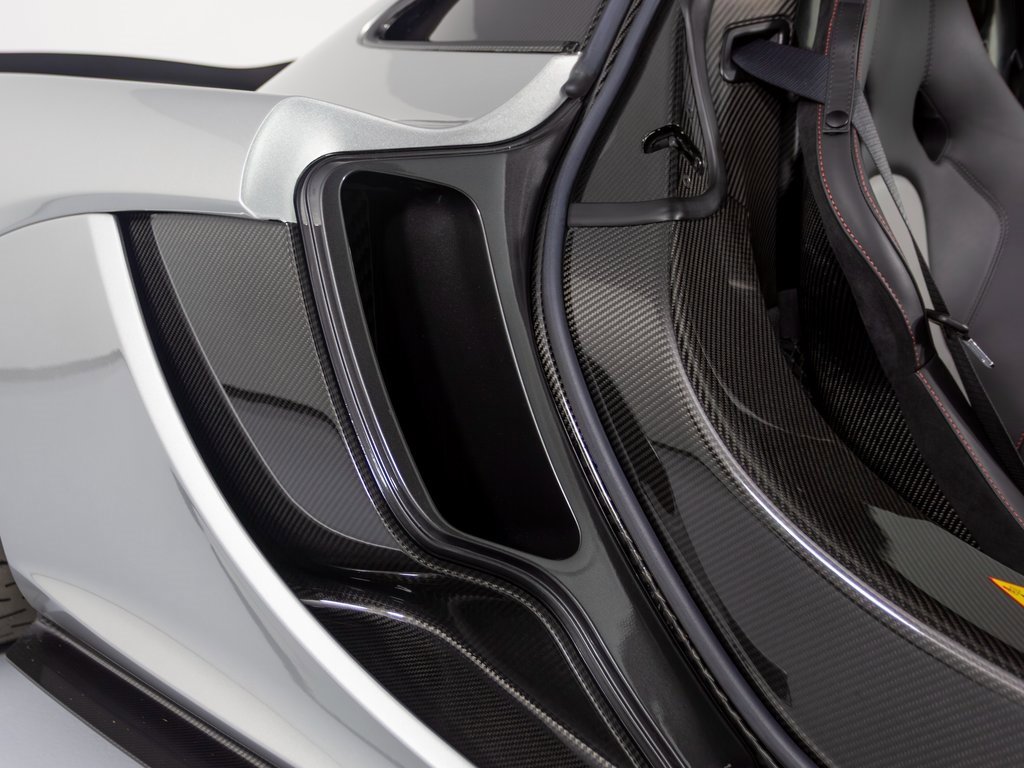 Used 2014 McLaren P1 image 51