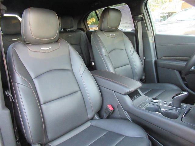 Used 2021 Cadillac XT4 Sport w/ Driver Awareness Package image 8