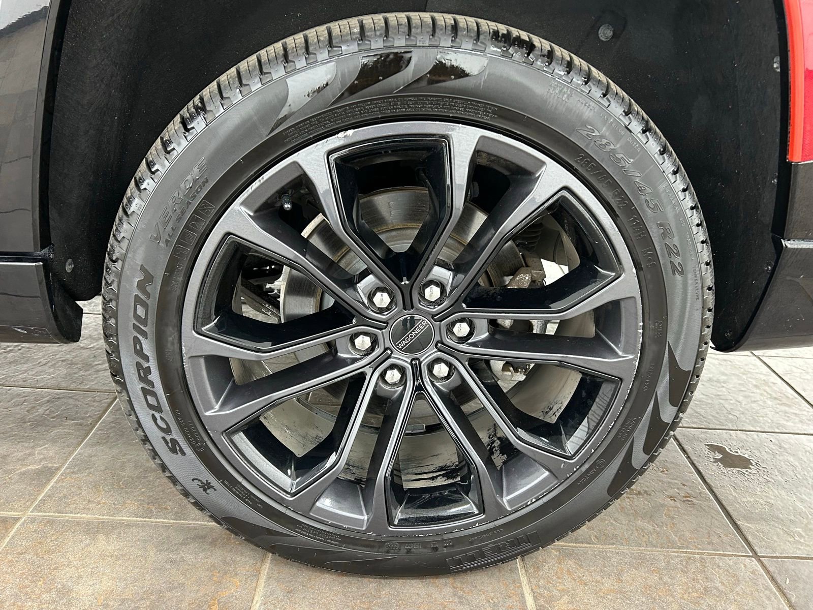 Used 2024 Jeep Grand Wagoneer L Series III w/ Rear Seat Video Group 1 image 39