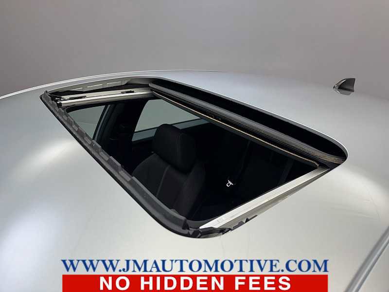 Used 2024 Honda Accord Sport image 11