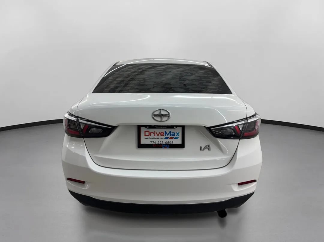 Used 2016 Scion iA FWD image 8
