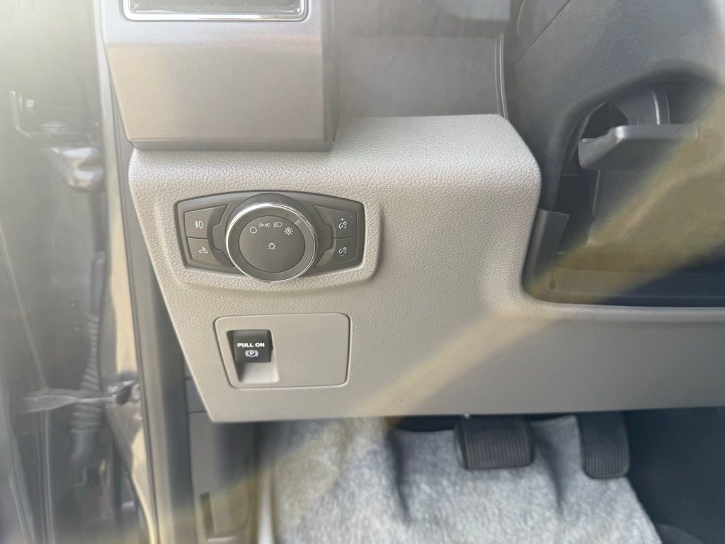 Used 2018 Ford F150 XLT image 30